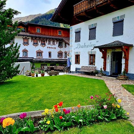 Haus Daheim Bed and Breakfast Berwang Eksteriør billede